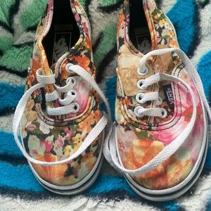 Girls floral vans
